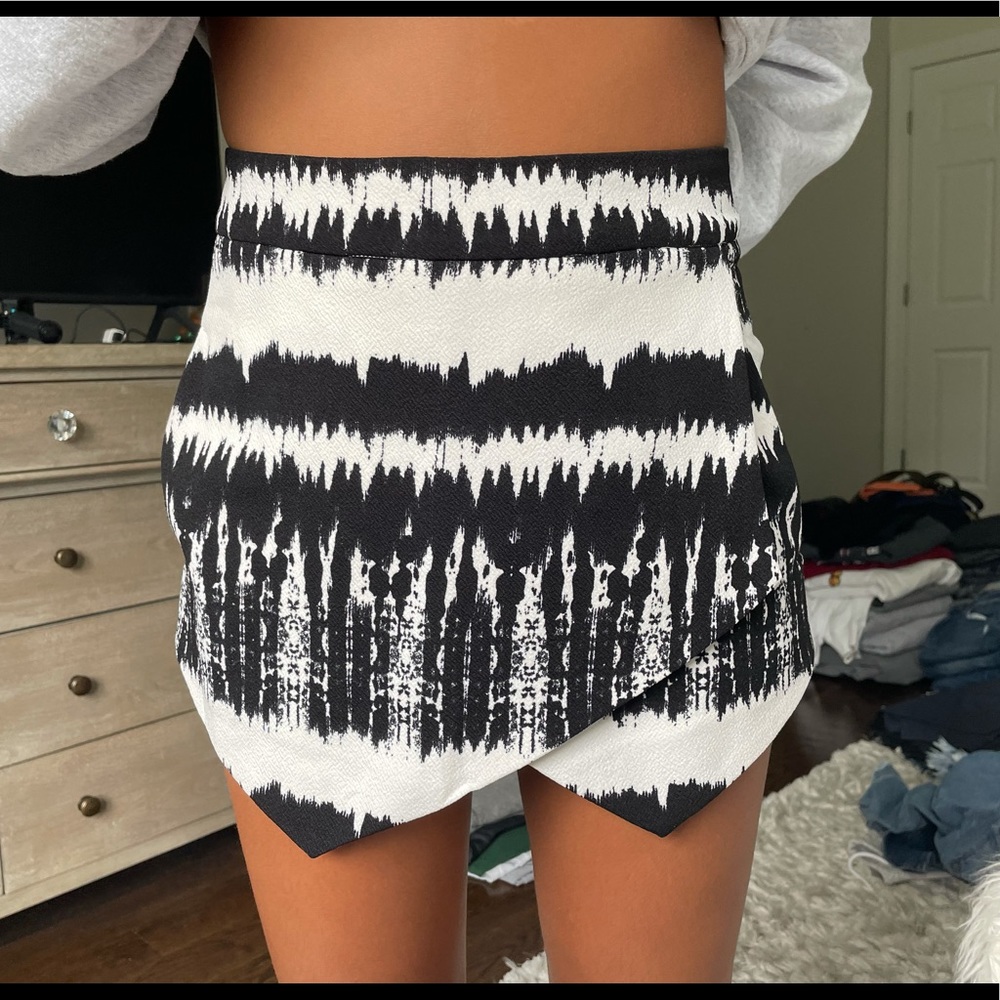 Black and White Polyester Skort